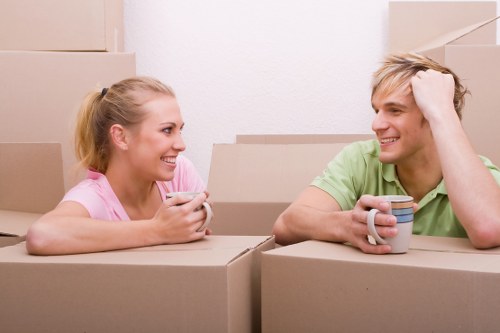 Residential moving help in Greenwich with loading and unloading