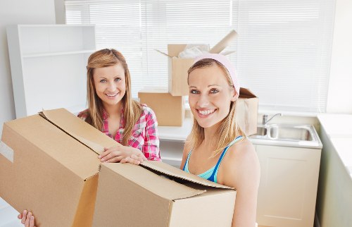Planning a local move with a removal truck in Greenwich
